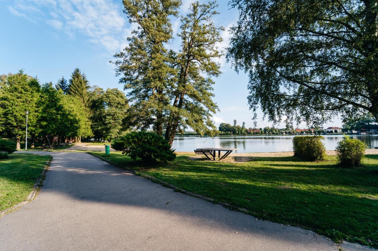Lesák Rekreační Středisko Hotel